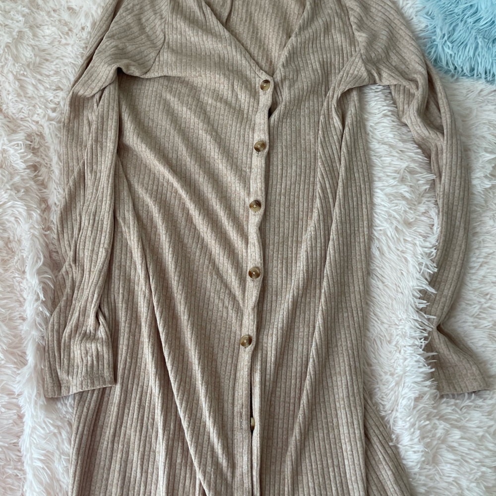 Old Navy Beige Ribbed Knit Sweater Calve Length